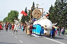 Столица Тувы   отметила  вековой  юбилей  двухчасовым  театрализованным парадом-шествием
